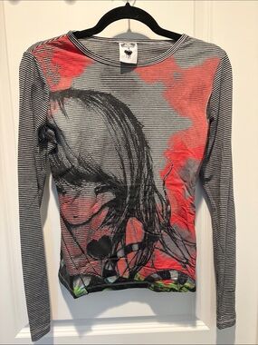 Nuvula  emo Black & White Striped Graphic Tee with Coral snake Detail